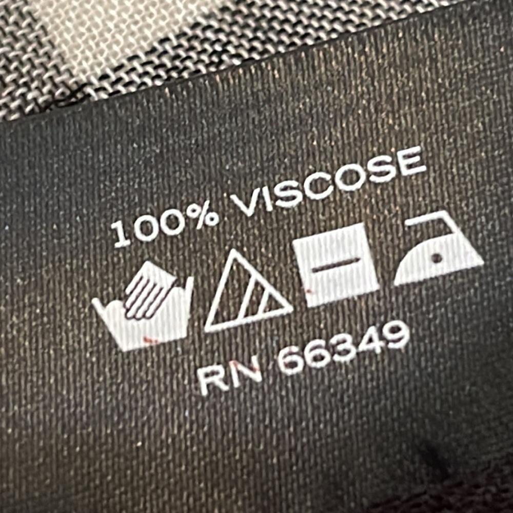 V. FRASS The Original Plaid Viscose Scarf Sz. 32โ x 72โ - Picture 4 of 12